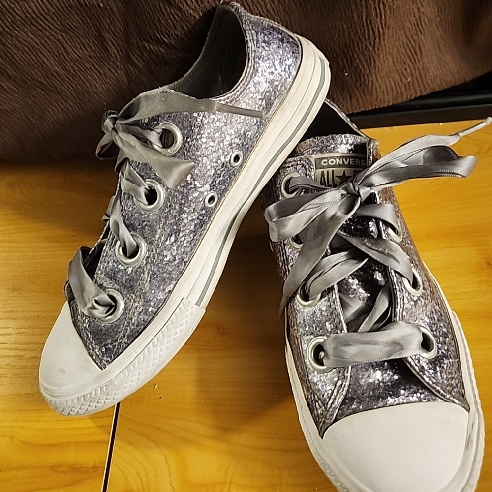•Converse All Star• Girls Size 3 Silver Glitter Sparkle Sneakers EUC